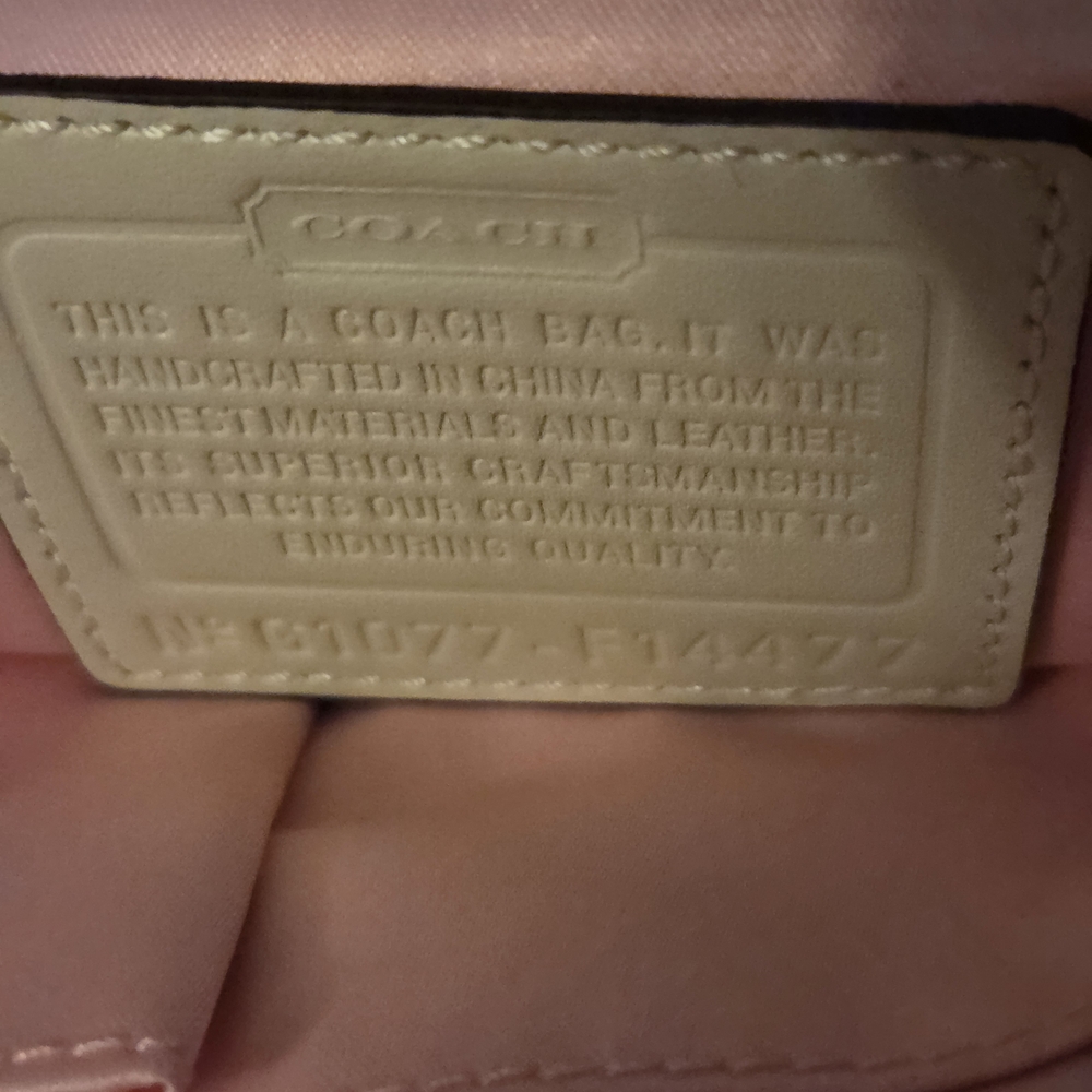 VEUC Coach Chelsea Heritage Leather Shoulder Tote Bag In Beige & Pink Beautiful! - Picture 11 of 11